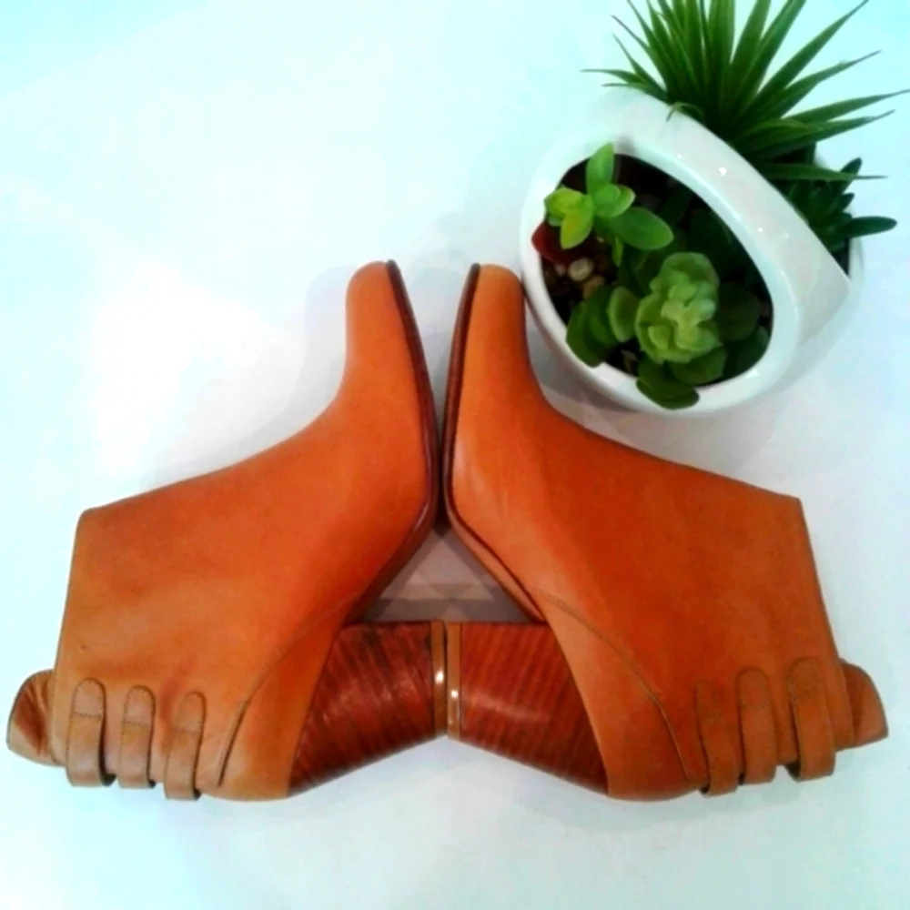 Fortress of Inca brown-orange  ankle boots block heel